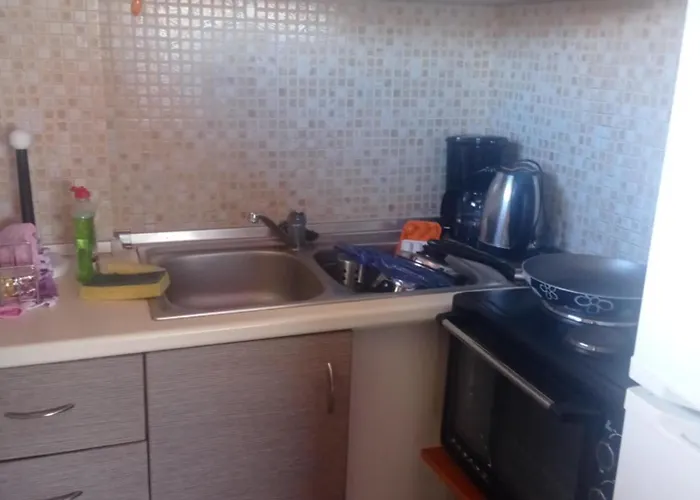 στην κουτσουπιά Kókkinon Nerón